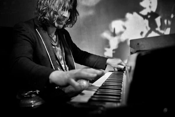 Özgür Ülker Photography - İlhan Erşahin / Nublu Jazz Fest Nublu Club İstanbul