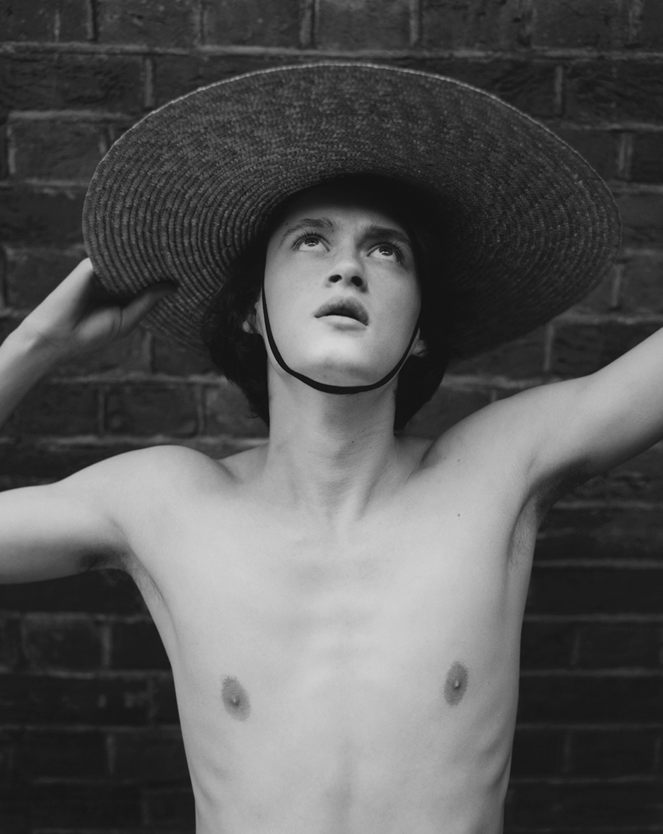 Leo marks. 19 Magazine Leo Marks. Dust Magazine.