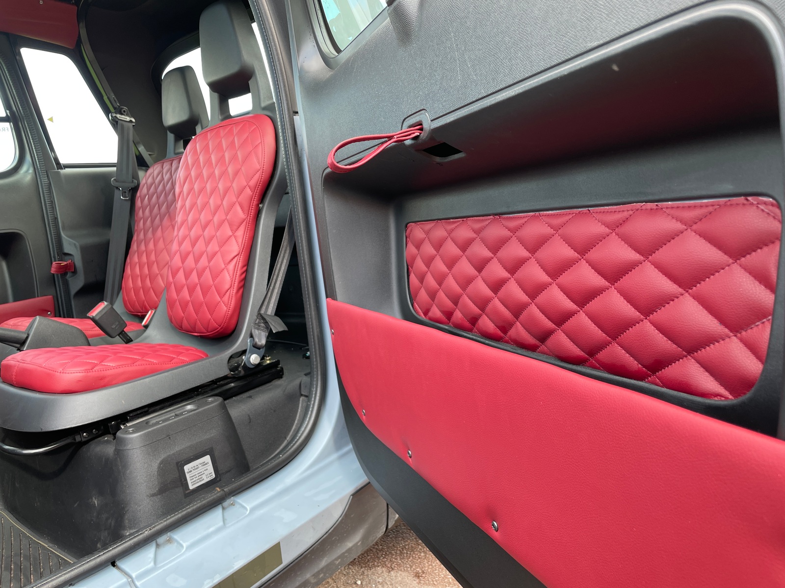 RIKCAT Auto Coussin Voiture Siege Pour Citroen AMI 2020-2023, Chaud Housse Super Doux Confort Respirant Protection Pour Soulager La Pression Antidérapant Accessoires,Grey