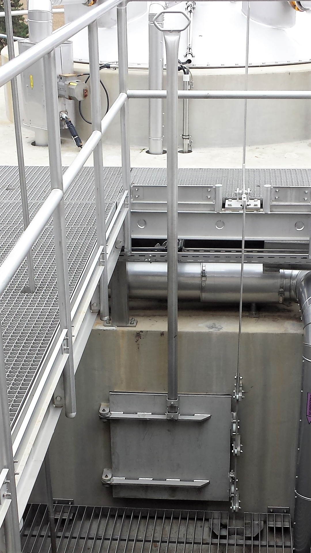DIGESTER EQUIPMENT